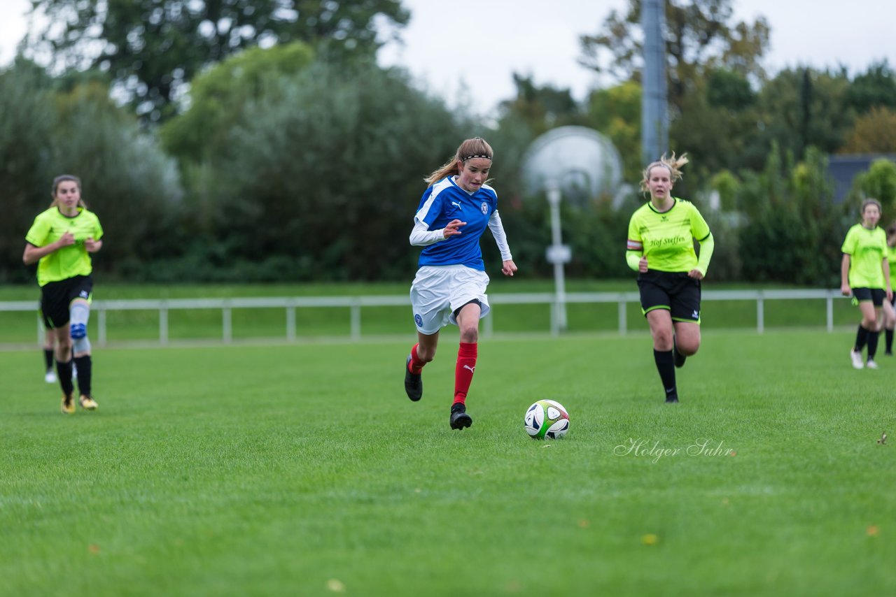 Bild 258 - B-Juniorinnen TSV Schoenberg - Holstein Kiel : Ergebnis: 0:23